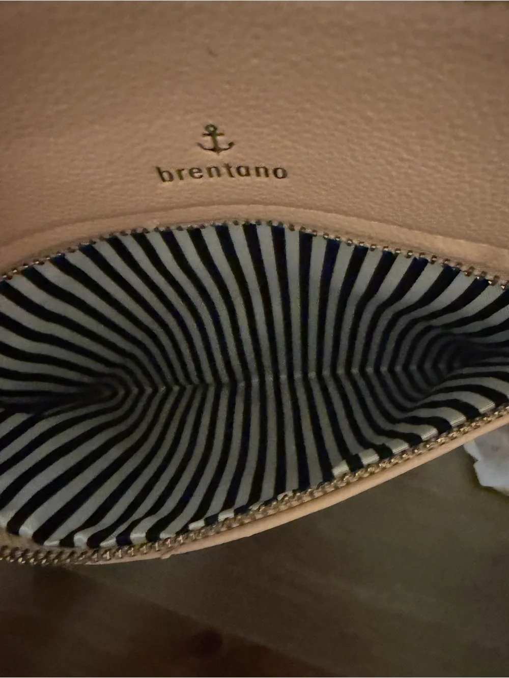 Brentano Vegan Leather Crossbody Handbag. NWT
